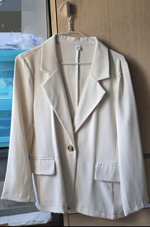 （分類：）位於 。 由 wingchi.565 提交（商品編號 1388946878，圖片 1）。簡介： 。