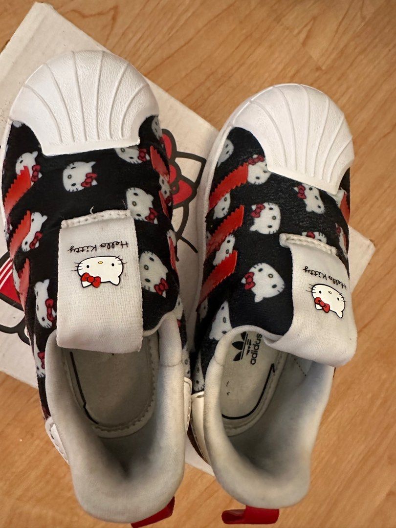 Adidas GY214 Hello Kitty (Kids) (Category: Babies & Kids Fashion) located in Pasig City. Submitted by llrapadas57381 (Listing ID 1388970560, Image 1). Description: Complete inclusions 💯 authentic with Box.