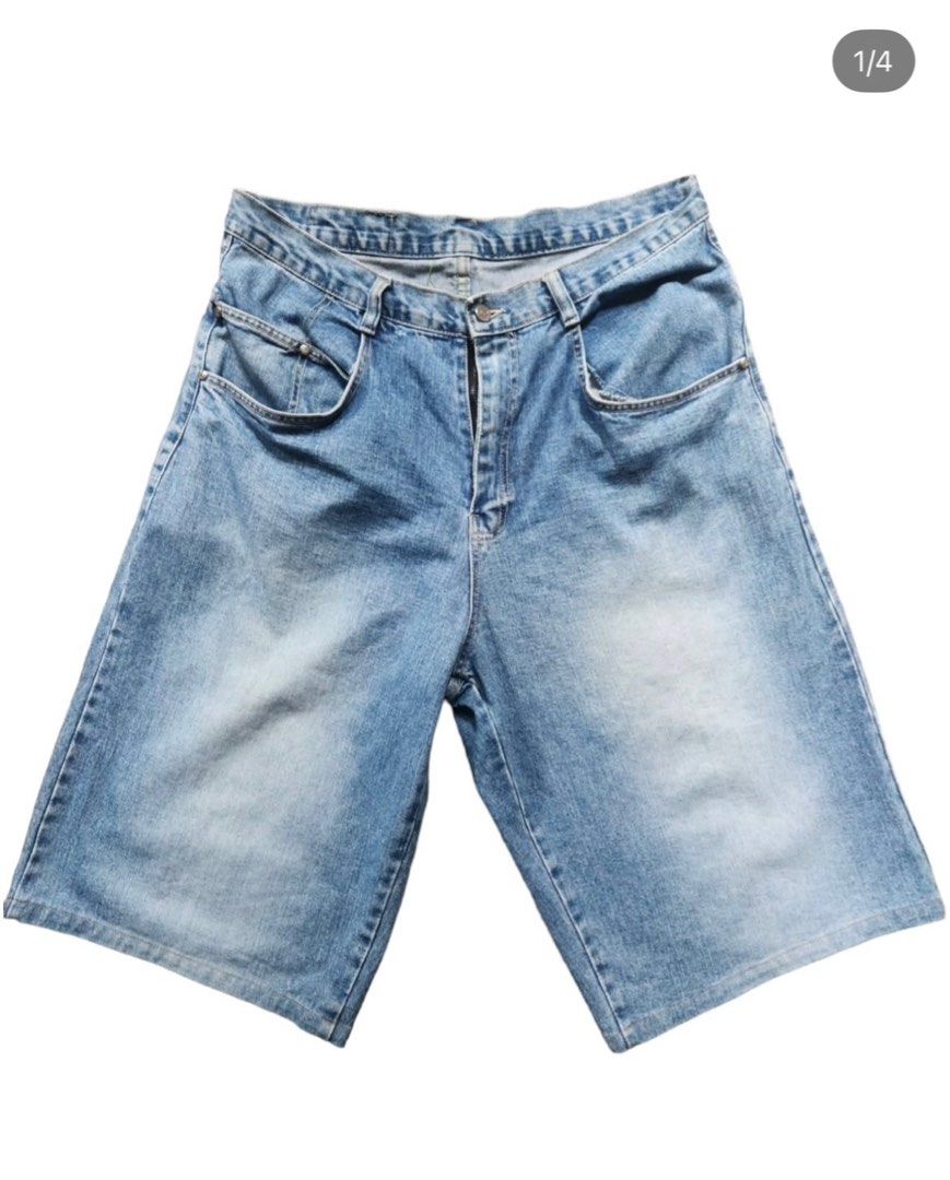Alien workshop Jorts (Category: Shorts) located in Marikina City. Submitted by gruensome (Listing ID 1388968799, Image 1). Description: Alien workshop Cut tag W-36 L-27 L.O-13.
