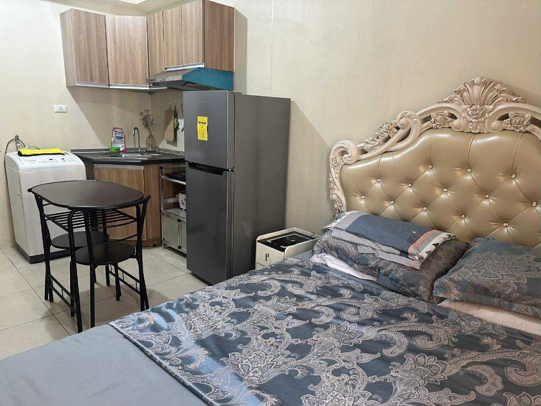 Avida Towers Asten Studio for Sale (Category: Apartments & Condos) located in Mandaluyong City. Submitted by cito.quiambao (Listing ID 1389006103, Image 3). Description: Avida Towers Asten Studio for Sale Tower 2 Location: Malugay and Yakal Streets, San Antonio, Makati Unit size: Approx. 23 sqm Good condition Complete amenities from Ayala Land For inquiries, Cito Quiambao Real Estate Broker-PRC No. 10997 Mobile: 0917-893-5336.