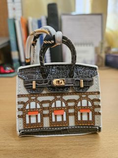 (Category: ) located in . Submitted by krystyny (Listing ID 1389050661, Image 1). Description: .