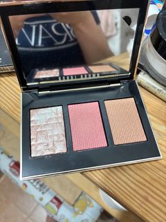 （分類：）位於 。 由 ycukl 提交（商品編號 1389062930，圖片 1）。簡介： 。