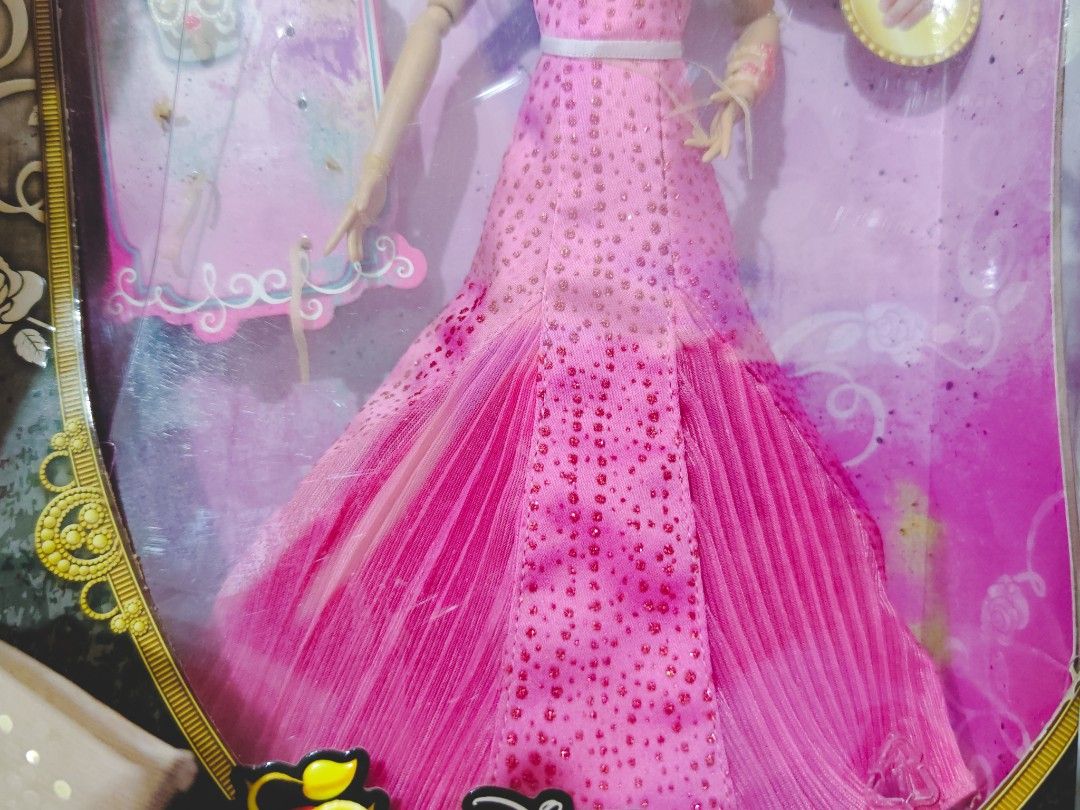 Descendants - Audrey (Category: Storybooks) located in Manila. Submitted by mik0509 (Listing ID 1384570353, Image 3). Description: BRAND NEW! NRFB as is where is, wysiwyg Price is negotiable.