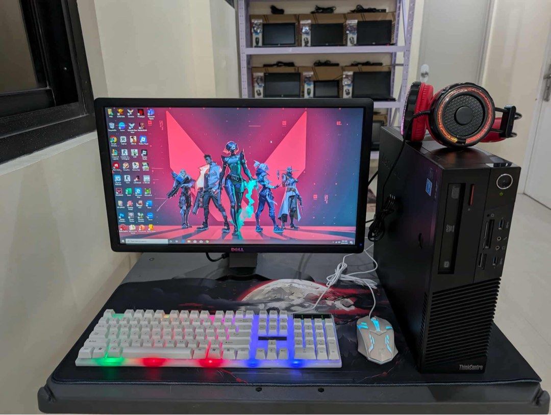 Desktop Computer (Category: Desktops) located in Kawit. Submitted by markuzmathers (Listing ID 1388938989, Image 2). Description: STEAL DEAL ALERT! – GAMING & WORK SET-UP for ONLY ₱9,000! LENOVO THINKCENTRE + 23” DELL MONITOR BUNDLE SPECIFICATIONS: Intel Core i5-4590S (4th Gen) | 4 Cores / 4 Threads @3.00GHz Intel HD Graphics 4600 8GB DDR3 RAM 128GB SSD + 500GB HDD (Combo Storage – Fast & Big Space) 23” Dell Wide Monitor | 1920×1080 Full HD Black