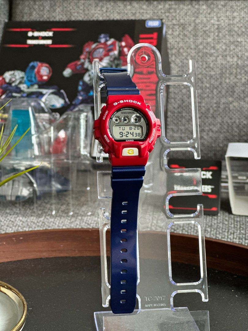 G- SHOCK TRANSFORMERS DW-6900TF- SET ROBOT WATCH [DISPLAY