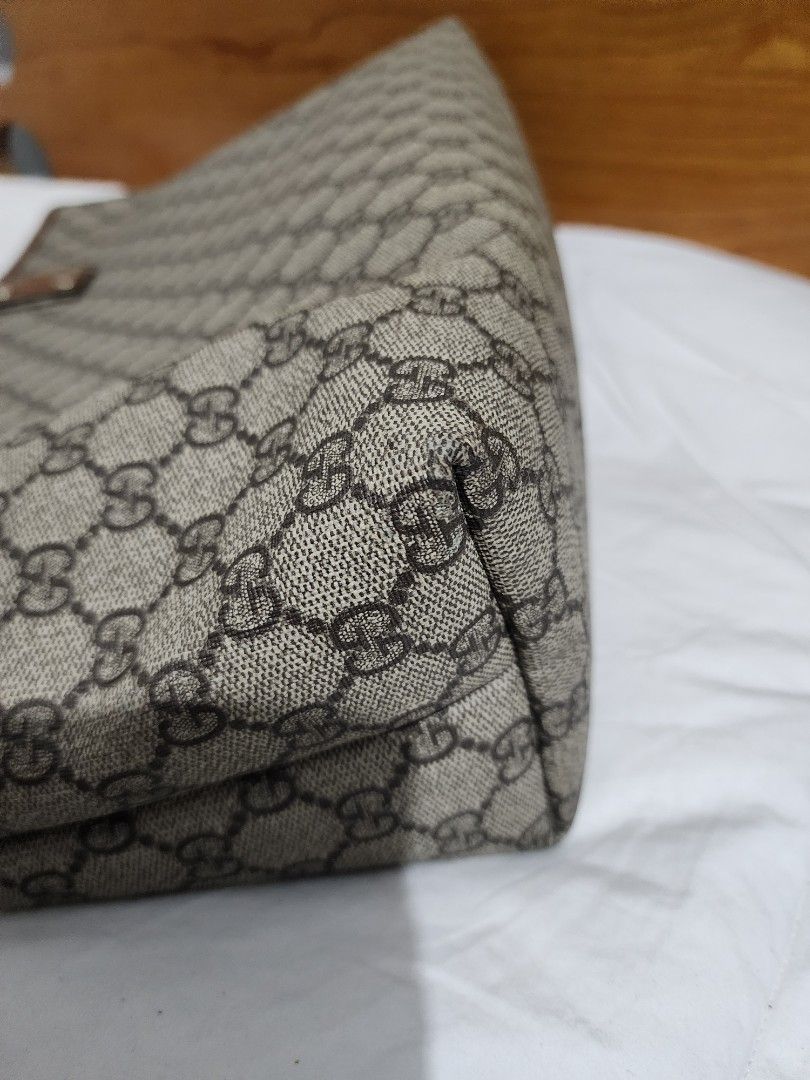 Project Gucci (Category: Luxury Bags & Wallets) located in Marilao. Submitted by curleylux (Listing ID 1389024861, Image 3). Description: orig gucci.