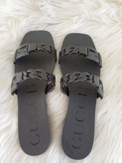 (Category: ) located in . Submitted by innercloset (Listing ID 1388974081, Image 1). Description: .