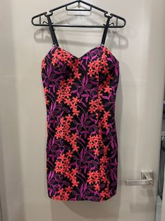 (Category: ) located in . Submitted by clothesrefreshed (Listing ID 1389080767, Image 1). Description: .