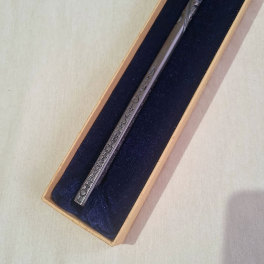Harry Potter- SIRIUS BLACK replica wand (Category: Western Merchandise) located in Manila. Submitted by hellostreetmarket_ (Listing ID 1389032117, Image 3). Description: Steel core. Never used. Kept only. Box is old. Please note that this is a replica only and not from the branded Noble Collection which costs 3k per wand. Hagglers won't be entertained. Follow @hellostreetmarket on IG for updates..