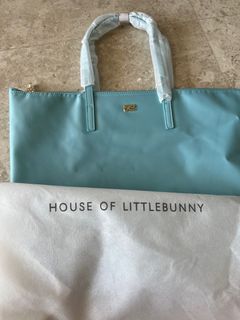 (Category: ) located in . Submitted by infinityiefashionstuff (Listing ID 1388939475, Image 1). Description: .