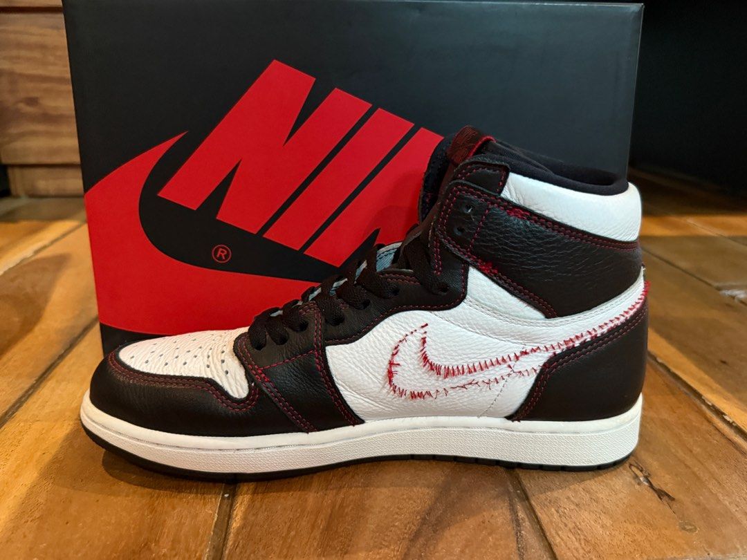 Jordan 1 High OG Defiant Pre-Owned [PLEASE READ FIRST] (Category: Sneakers) located in Las Pinas. Submitted by elijahdude (Listing ID 1388971853, Image 3). Description: Selling my Jordan 1 High Og Defiant. Size 9.5 Men’s US Very lightly used, still like brand new. No creases. Still has original box. Rubber outsole has not been worn down. Bought for 8,500 sa Nike Outlet. Selling for 4,000 only. Shipping via Lalamove or J&T Express. Buyer will shou