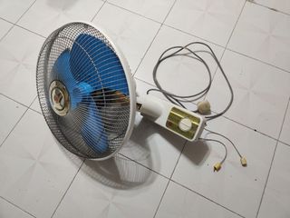 （分類：）位於 。 由 lwepagdb 提交（商品編號 1389042209，圖片 1）。簡介： 。