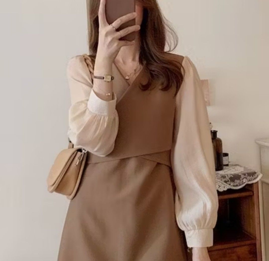 Korean Dress Brown (Category: Dresses) located in Taguig. Submitted by chicstyle (Listing ID 1389058394, Image 1). Description: Size small.