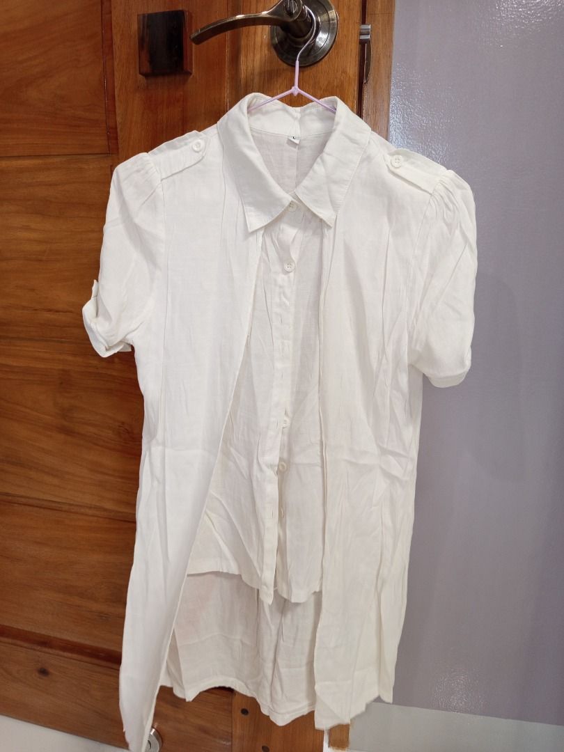 Linen short sleeve polo two in one style (Category: Blouses) located in Pasay City. Submitted by richyanne (Listing ID 1389015207, Image 1). Description: .