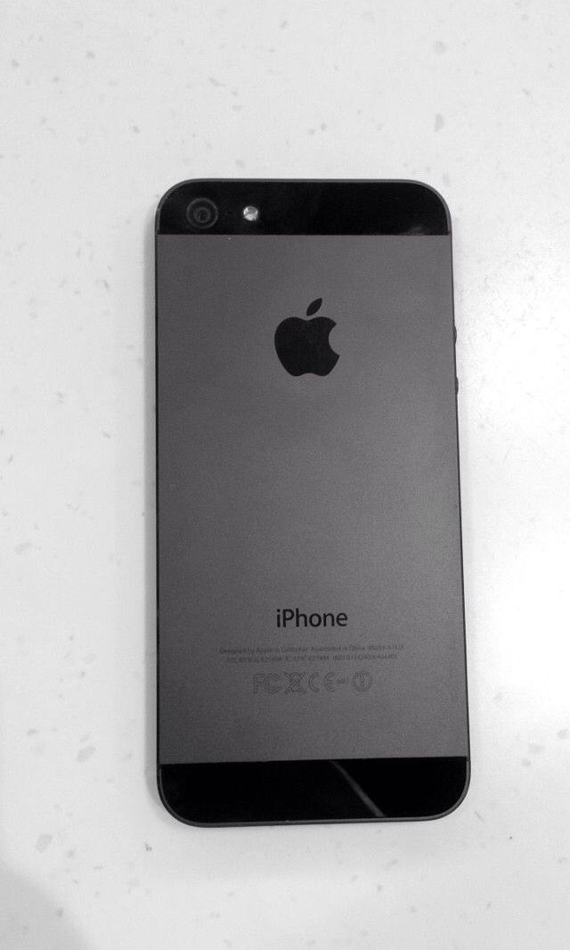 LOOKING FOR IPHONE 5S RUSH!!!! KUKUNIN KO AGAD (Category: Others) located in Manila. Submitted by yaomei_101 (Listing ID 1388948185, Image 1). Description: RUSHH!!! IPHONE 5S PREF SPACEGREY COLOR.