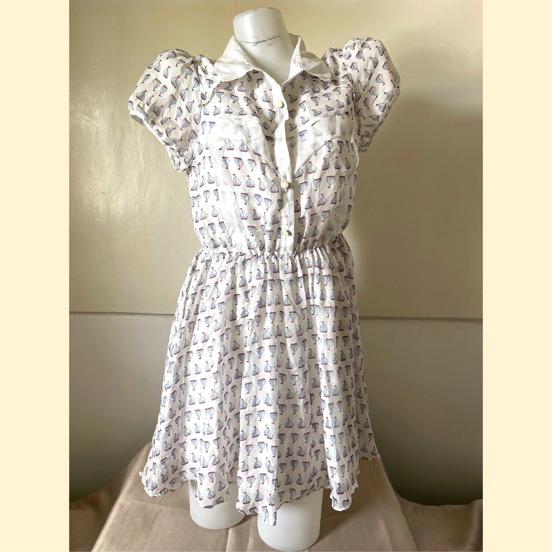 Nautical Boat Print Collared Dress (Category: Dresses) located in San Jose. Submitted by salt02 (Listing ID 1388954251, Image 1). Description: Size 36 ( fits small to medium) In good condition.
