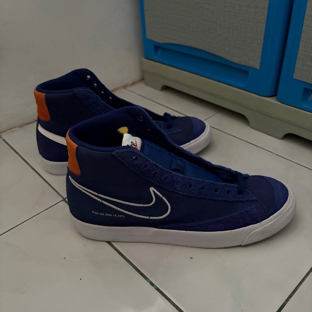 Nike Blazer Mid 77 (Category: Sneakers) located in Quezon City. Submitted by superjonpatrick (Listing ID 1388931665, Image 2). Description: For sale: Nike Blazer Mid 77 Size 8.5 US Men's Used (in excellent condition) No sole separation Minimal heel drags Authentic with original box 2000.00 PhP (negotiable) Tandang Sora, Quezon City.