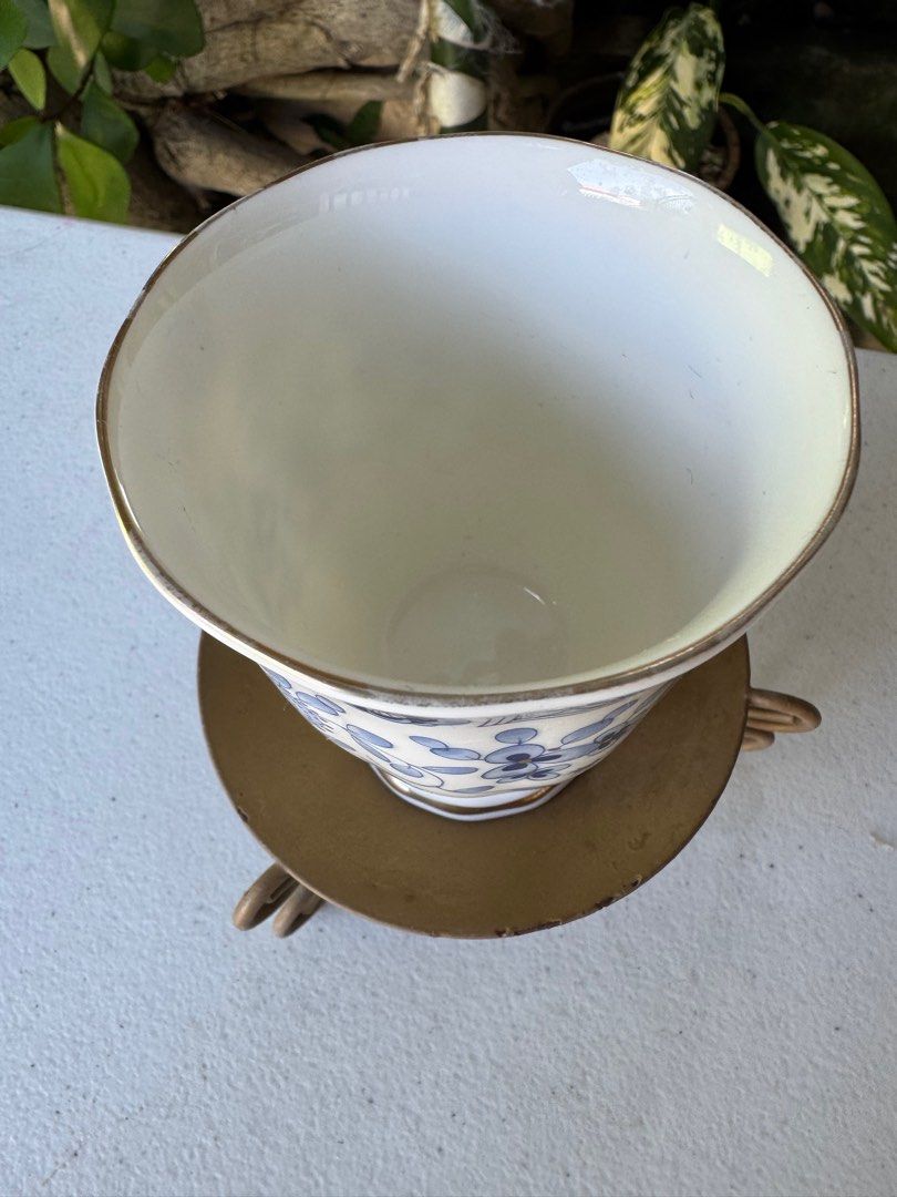 One piece Narumi Milano glass (Category: Coffee & Tea Tableware) located in Davao. Submitted by parteawares2 (Listing ID 1388936918, Image 2). Description: One piece Narumi Milano footed drinking glass bone china made in Japan .