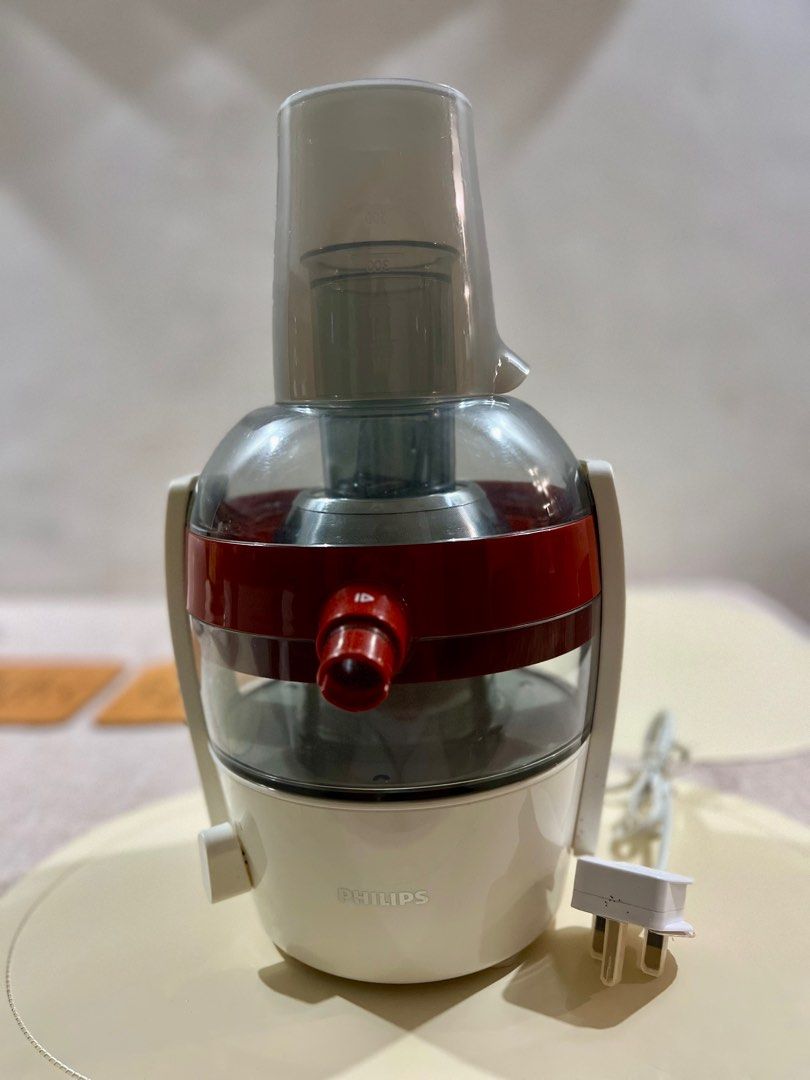 Philips Juicer HR1832 (Viva Collection) (Category: Juicers, Blenders & Grinders) located in San Pablo. Submitted by mheldc07 (Listing ID 1389025653, Image 3). Description: 💯 Original Philips Juicer (Viva Collection) Color: RED Condition: Almost new, once lang nagamit bought in U.S. Selling Price: 5,000 slightly negotiable (original price 9k) Specs and technical details: see attached photo Location: San Pablo City Laguna or Sto Tomas Batangas Mee