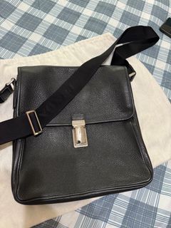 (Category: ) located in . Submitted by jiyangwang (Listing ID 1389086047, Image 1). Description: .