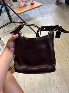 (Category: ) located in . Submitted by kimbags (Listing ID 1388976631, Image 1). Description: .