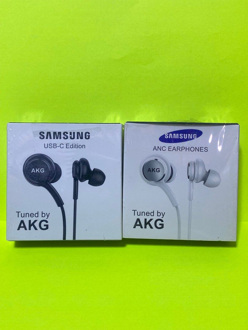 Samaung USB-C & type jack earphone (Category: Headphones & Headsets) located in Manila. Submitted by dimple162 (Listing ID 1389051882, Image 1). Description: .