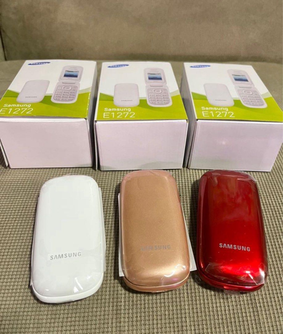 samsung flip phones e1272 (Category: Early Generation Mobile Phones) located in Quezon City. Submitted by auspv_collections (Listing ID 1389074064, Image 2). Description: 📱VINTAGE PHONES 💯 ONHAND Vintage Cellphone Units 👍🏼 Available as of Aug 2025 📍nokia 3310 - 2,500 📍nokia 8250 - 2,500 📍nokia 6230i - 2,500 📍nokia 5310 - 2,500 📍nokia 6300 - 2,500 📍nokia 6100 - 1,800 📍motorola v3 - 2,500 📍motorola v8 - 3,500 📍samsung e1272 - 1,800 📍s