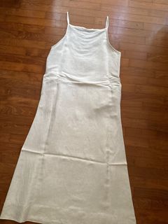 (Category: ) located in . Submitted by secondhand-clothing (Listing ID 1389017259, Image 1). Description: .