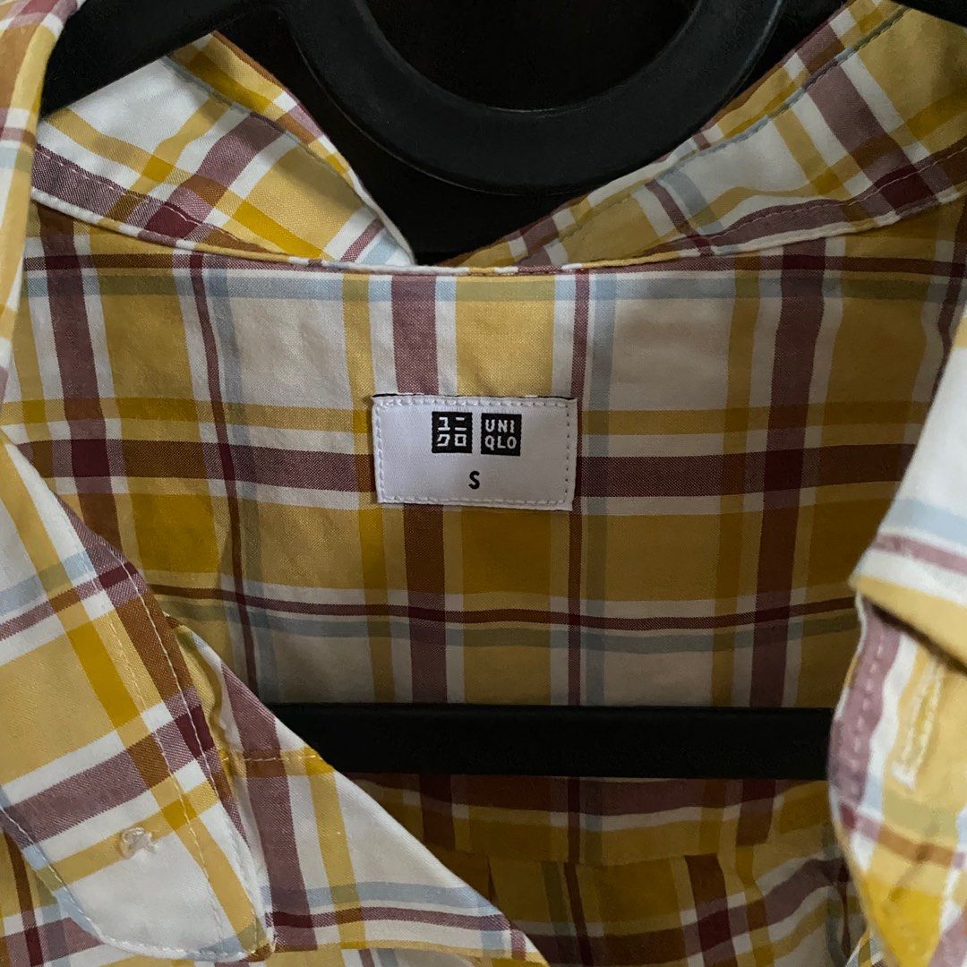 Uniqlo Polo Y2K (Category: Tshirts & Polo Shirts ) located in Pasay City. Submitted by peanutclouds (Listing ID 1388977357, Image 2). Description: .