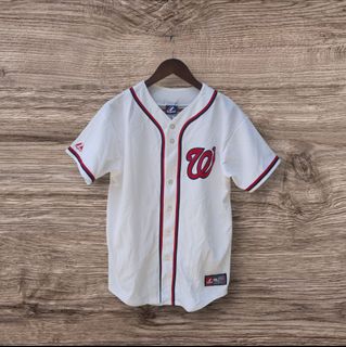 (Category: ) located in . Submitted by ar.apparel (Listing ID 1388969445, Image 1). Description: .