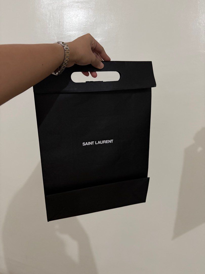 Ysl Paper Bag (Category: Luxury Bags & Wallets) located in San Fernando. Submitted by srhgrc (Listing ID 1389008734, Image 2). Description: Negotiable Can ship via J&T or Bus Payment first.