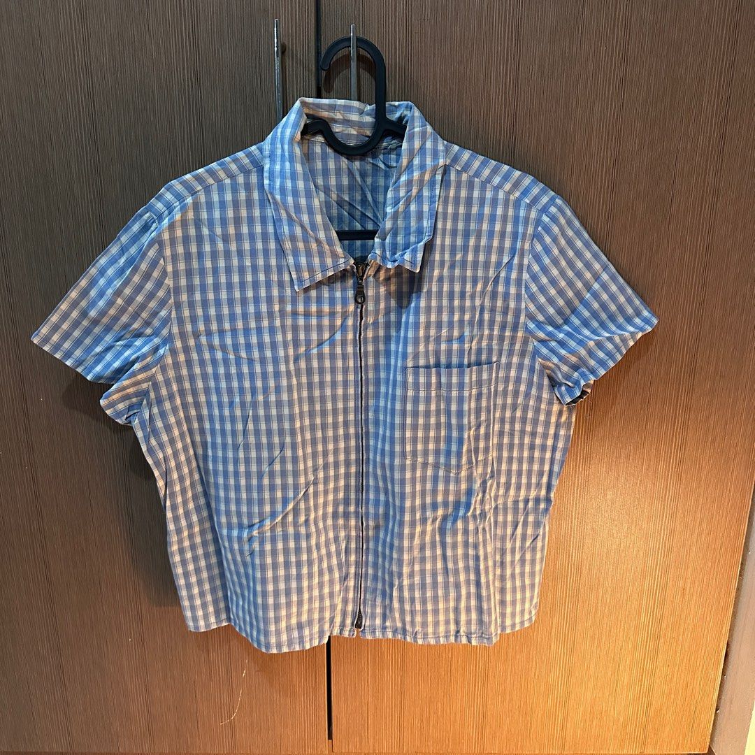 zip up boxed polo (Category: Tshirts & Polo Shirts ) located in Manila. Submitted by theinternetz (Listing ID 1389025059, Image 1). Description: wts lfb ph zip up boxed polo 〰️ fits m-l! 〰️ selling for 130 :).