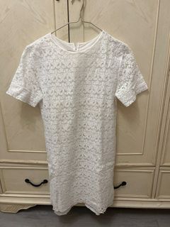 白色蕾絲短袖連衣裙64242490383235110