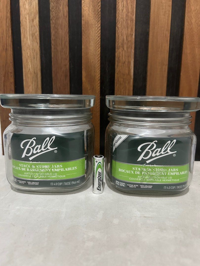 Ball Mason Jar (Category: Other Kitchenware & Tableware) located in Santa Rosa. Submitted by h8h8h (Listing ID 1389234308, Image 2). Description: 1,850 po ang price Each! 3,700 po nabili yung dalawa 2k nalang po selling price for both! Original Ball Mason Jar. Makapal. Quality! Check 2nd photo for size reference (with AA battery for reference) Lalamove only po para safe Pick up in Biñan Laguna.