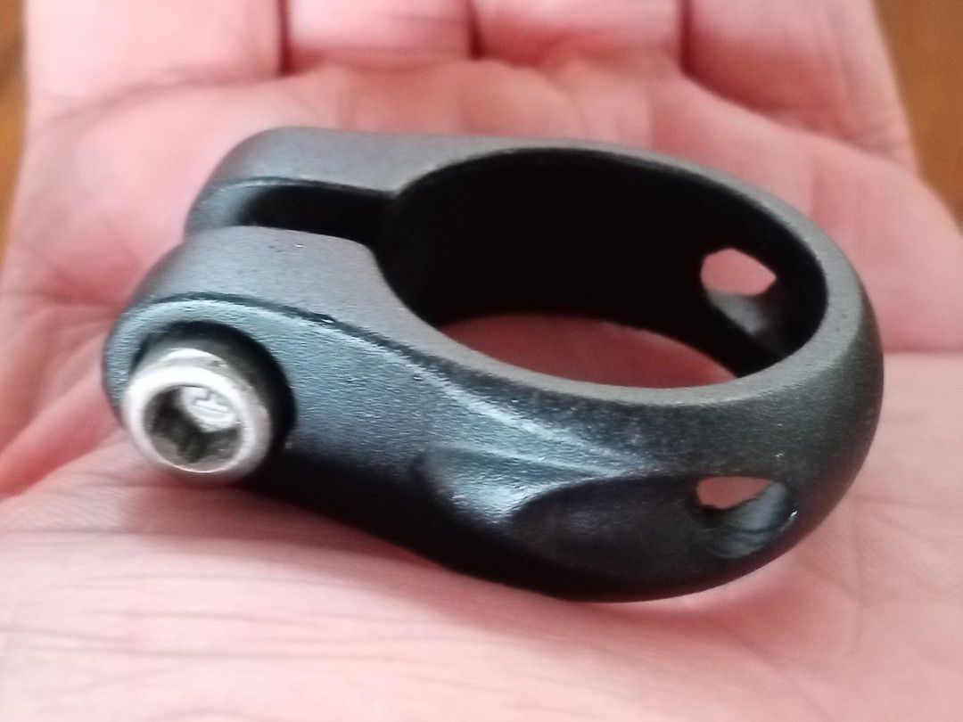 Cannondale Seat Clamp (Category: Bicycles) located in San Fernando. Submitted by nerosales (Listing ID 1389248558, Image 3). Description: Cannondale Seat Clamp Non quick release For 27.2mm or smaller seat post For bikes with seat tube outer diameter of 32mm or smaller 500 pesos only SM City Pampanga Shipping :J&T Payment :Gcash NO COD / NO COP.