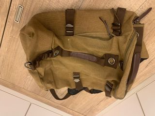 （分類：）位於 。 由 ryanlyanne 提交（商品編號 1389197306，圖片 1）。簡介： 。