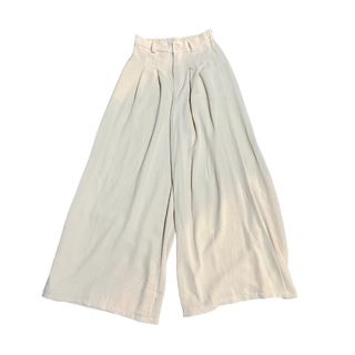 (Category: ) located in . Submitted by __closet.cleanup (Listing ID 1389214397, Image 1). Description: .
