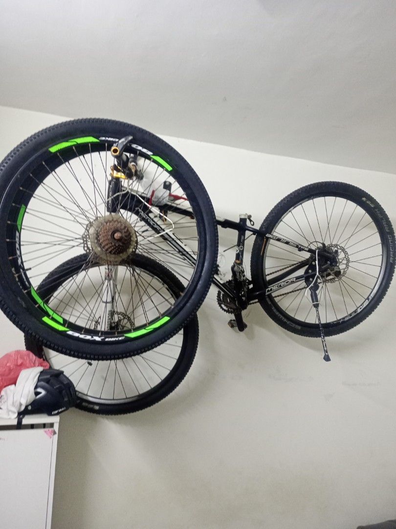 Ebike （分類：單車）位於 Hong Kong。 由 rajadanish1976 提交（商品編號 1389173949，圖片 3）。簡介： ebike with battery and charger my son bike he is not in Hong Kong shifting house that's why selling 。