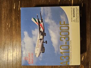 （分類：）位於 。 由 csl_a350 提交（商品編號 1389196536，圖片 1）。簡介： 。