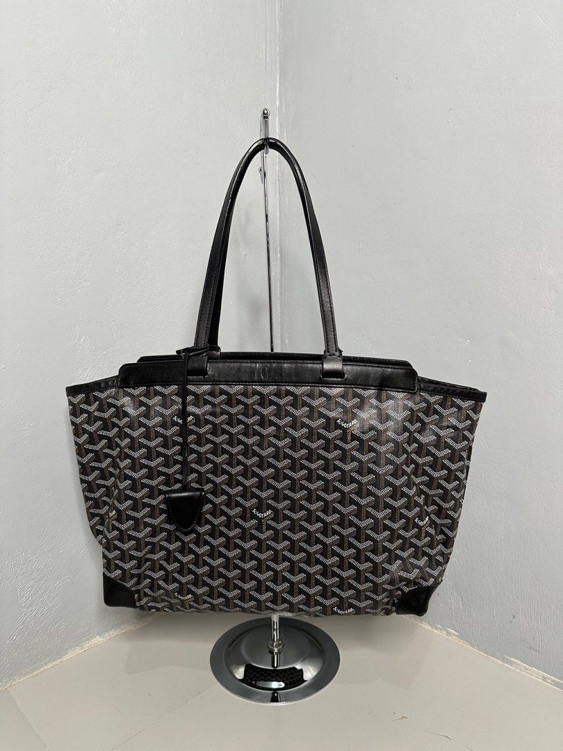 Goyard Bellechasse Handbag Tote (Category: Luxury Bags & Wallets) located in Valenzuela. Submitted by telagram (Listing ID 1389280289, Image 1). Description: .