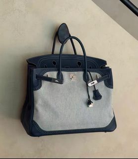 （分類：）位於 。 由 bellize.luxury 提交（商品編號 1389286217，圖片 1）。簡介： 。