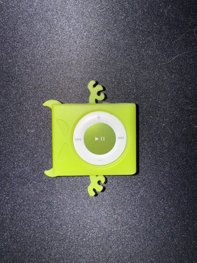 iPod Shuffle 2gb (Category: Portable Music Players) located in Quezon City. Submitted by digitalthrifting (Listing ID 1389252470, Image 1). Description: • Body is flawless as it was kept in a silicone case. •battery needs to be changed, it no longer holds energy. Works and is still recognized when plugged into computer..
