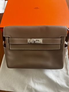 (Category: ) located in . Submitted by bageholic (Listing ID 1389168301, Image 1). Description: .