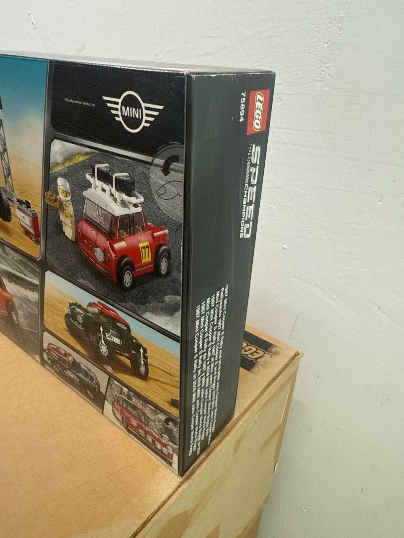 Lego 75894 1967 Mini Cooper S Rally and 2018 MINI John Cooper