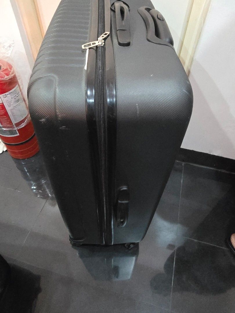 Luggage anko (Category: Luggage) located in Paranaque City. Submitted by wesker85 (Listing ID 1389173931, Image 2). Description: meetup: paranaque.
