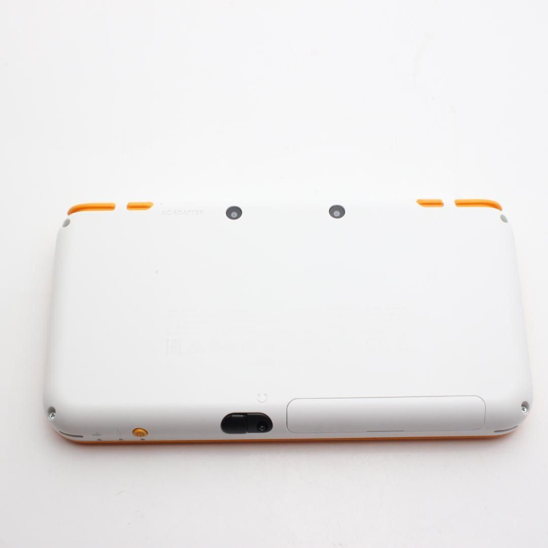 New Nintendo 2DS LL White x Orange (Category: Nintendo) located in Manila. Submitted by japan_treasure (Listing ID 1389237904, Image 2). Description: I have checked all functions one by one, including button responses, front and rear cameras, touch panel responsiveness across the entire surface including all four corners, microphone, internet, etc. There is no battery swelling. Screen: - Both the top and bottom screens are in excellent condition 