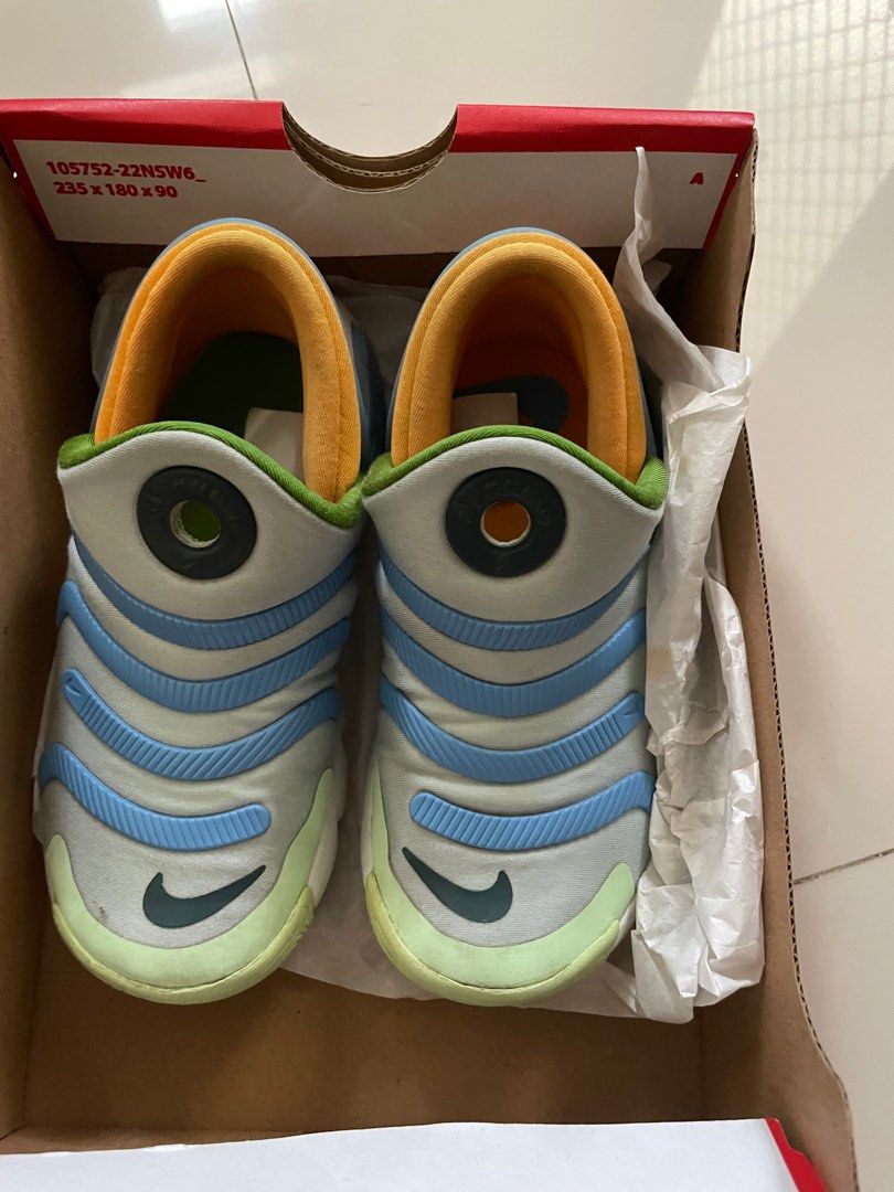 Original Nike Dynamo 2 Easyon in Glacier Blue/Deep Jungle (Category: Babies & Kids Fashion) located in Antipolo. Submitted by LJH11 (Listing ID 1389112731, Image 2). Description: Lightly used. Easy to wear for kids at it’s slip on. Bought last June 2024 only. Price is slightly negotiable. Size: 11.5c / 17.5cm .