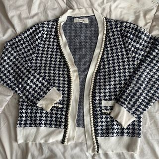 (Kategori: ) berada di . Dikirim oleh pastelypreloved (ID iklan 1389192912, Gambar 1). Deskripsi: .