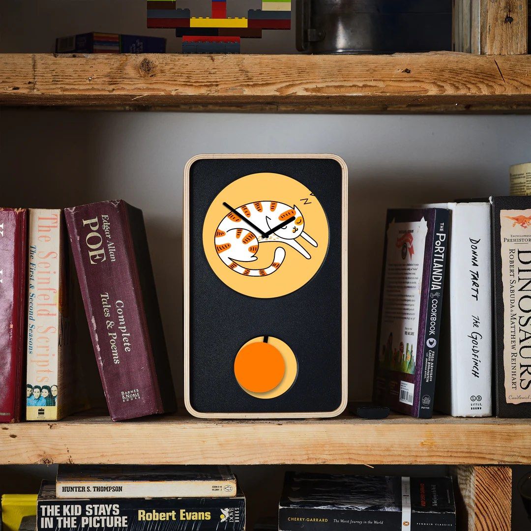 Pre-order / Klydoclock Digital Animation Desk Clock (Category: Clocks) located in San Antonio. Submitted by melodramaforever (Listing ID 1389282874, Image 2). Description: PRE-ORDER! Klydoclock Digital Animation Desk Clock This pre-order requires full payment. ETA to PH: 3-4 weeks upon ordering *Item ships from US A clock that displays a wide range of digital animations with a high-resolution screen. The Klydoclock serves up digital analog hands 