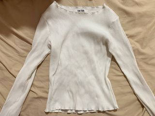 (Category: ) located in . Submitted by pumpkin.garments (Listing ID 1389252728, Image 1). Description: .